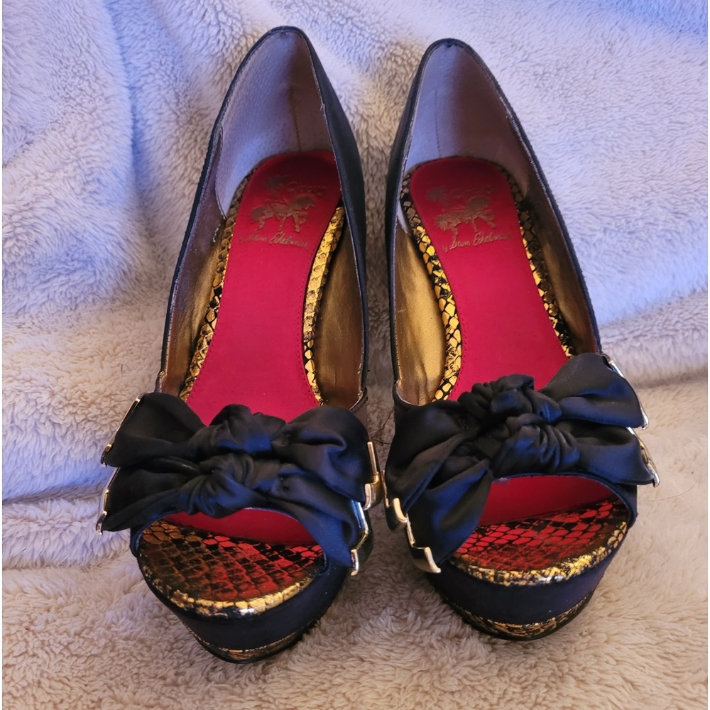 Circus by Sam Edelman Peep Toe heels
